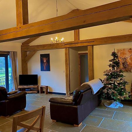 Trelaske Mill Cider Barn-With Hot Tub, Fire Pit Bbq Lewannick 외부 사진